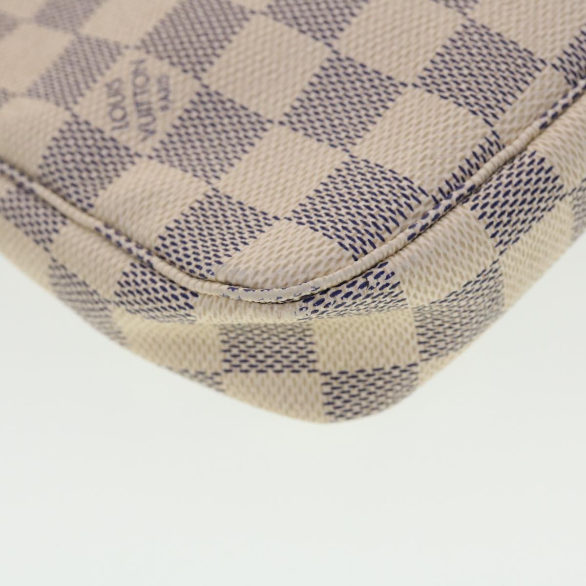 LOUIS VUITTON Damier Azur Pochette Accessoires Pouch N51986 LV 44670