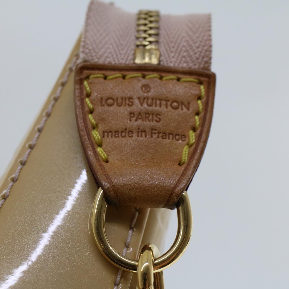 LOUIS VUITTON Vernis Pochette Accessoires Pouch Dunne M90196 LV 44674