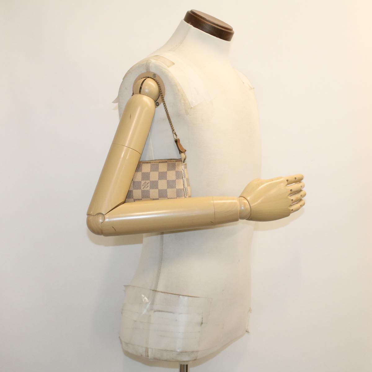 LOUIS VUITTON Damier Azur Mini Pochette Accessoires Pouch N58010 LV 44728