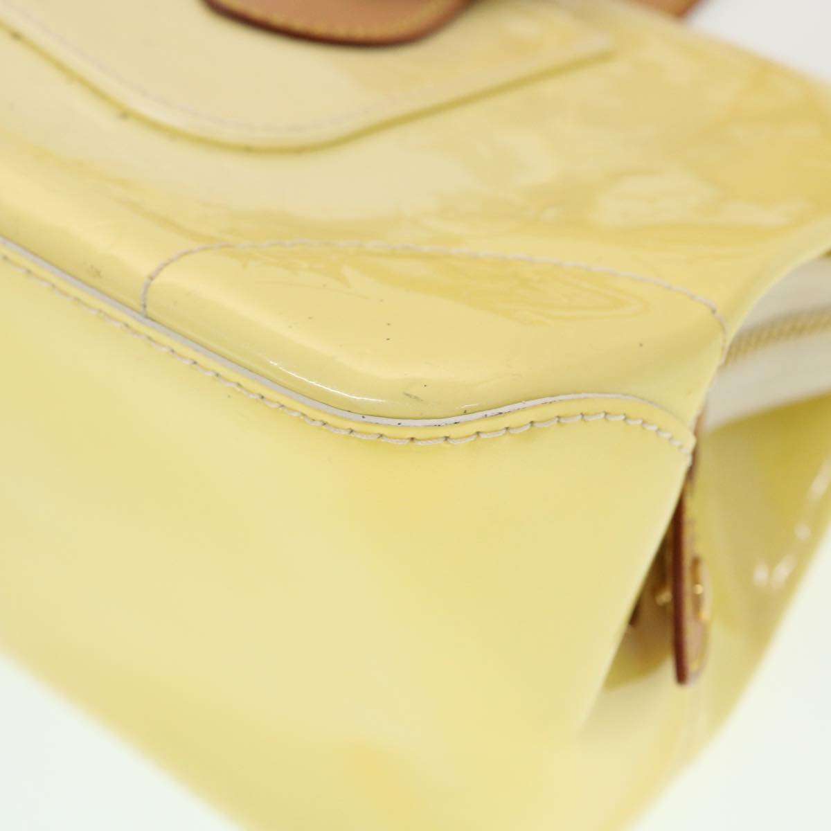 LOUIS VUITTON Vernis Rose Wood Avenue Shoulder Bag Perle M93508 LV 44747