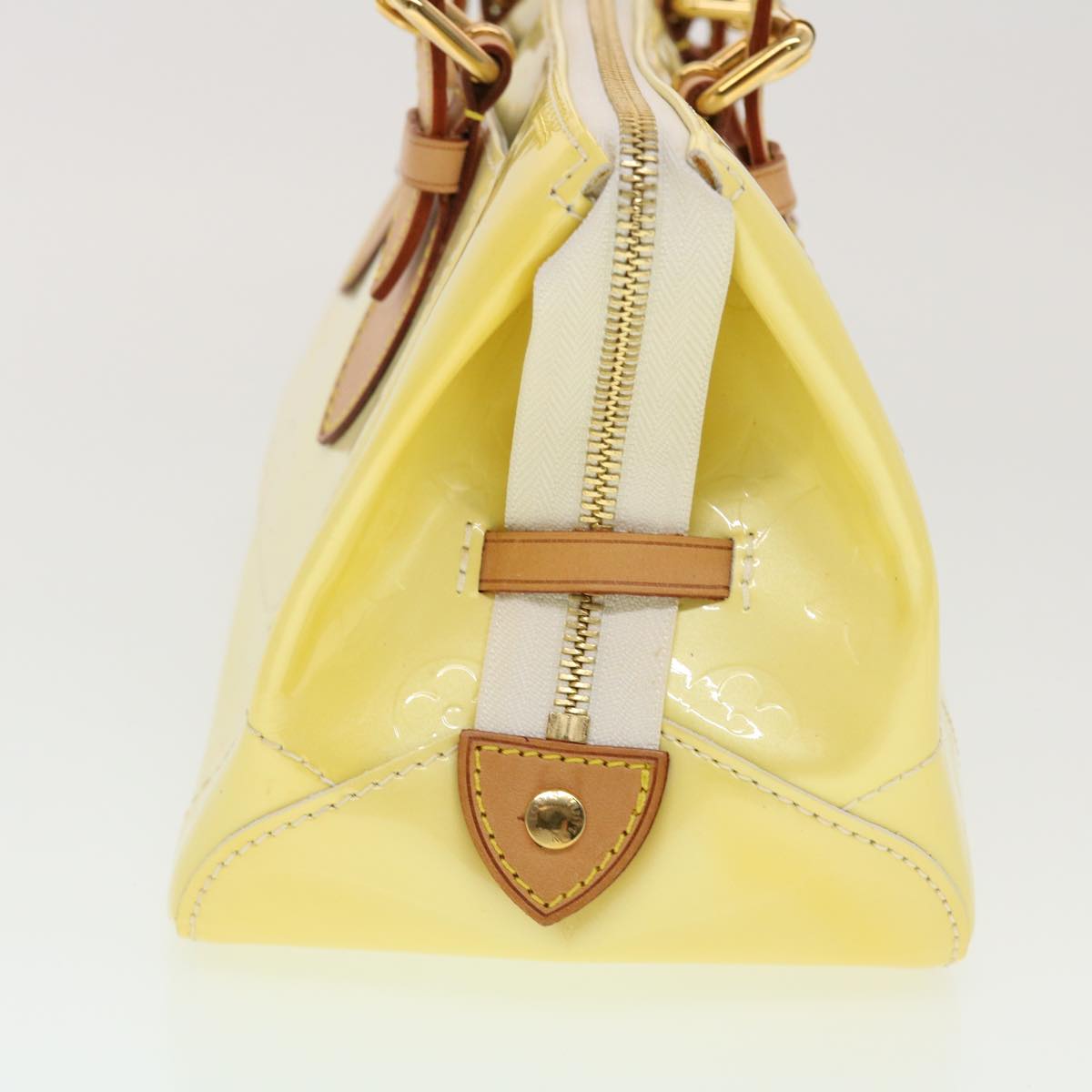 LOUIS VUITTON Vernis Rose Wood Avenue Shoulder Bag Perle M93508 LV 44747