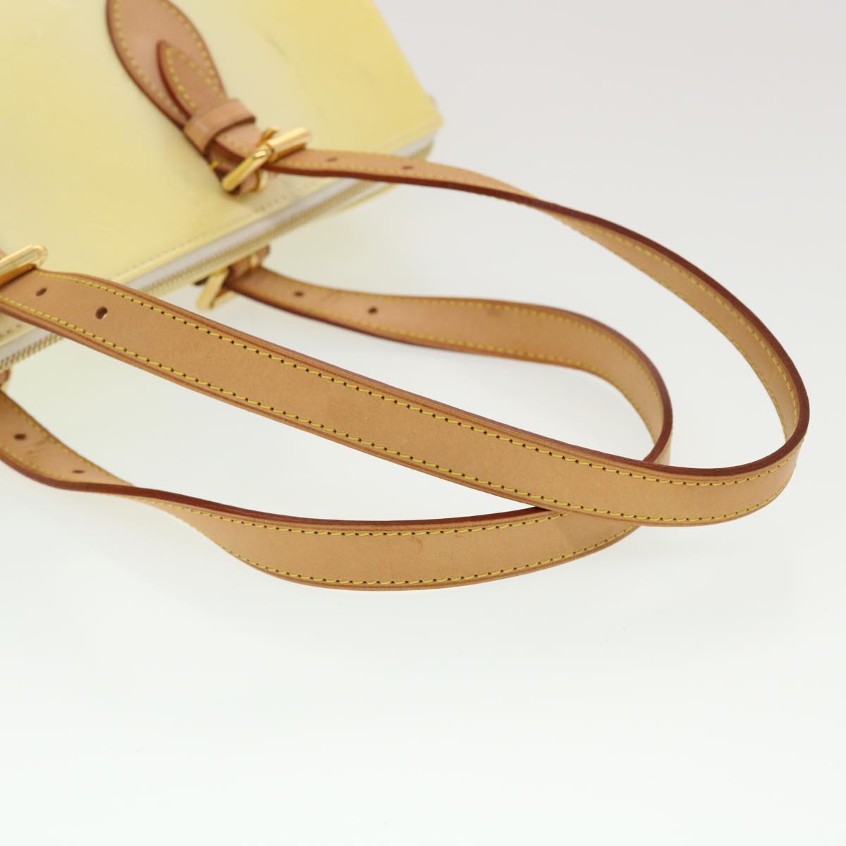 LOUIS VUITTON Vernis Rose Wood Avenue Shoulder Bag Perle M93508 LV 44747