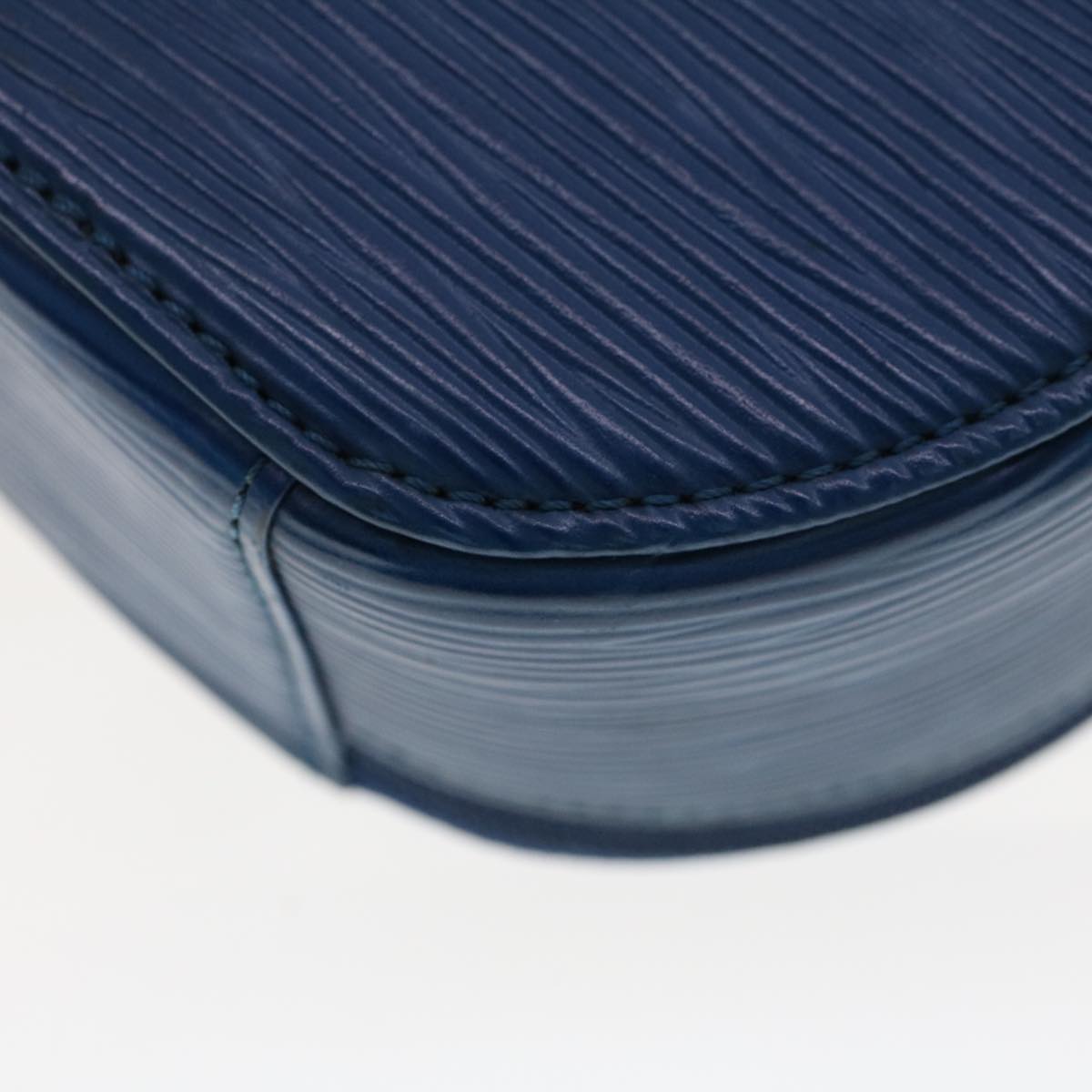 LOUIS VUITTON Epi Ecrin Bijoux 12 Jewelry Case Blue M48207 LV 44775
