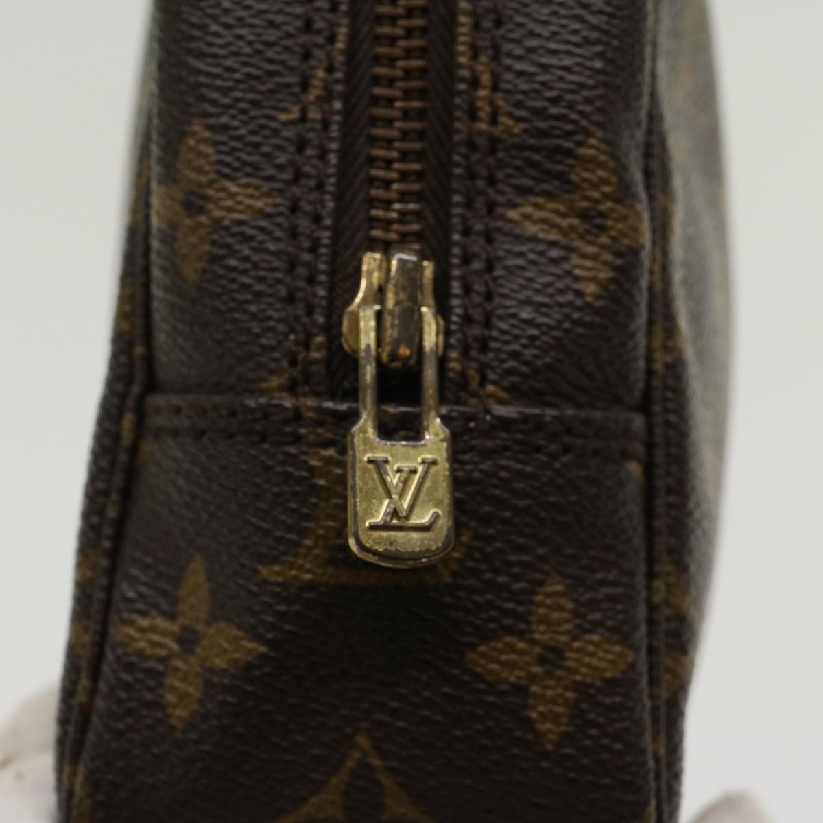 LOUIS VUITTON Monogram Trousse Toilette 23 Clutch Bag M47524 LV 44829