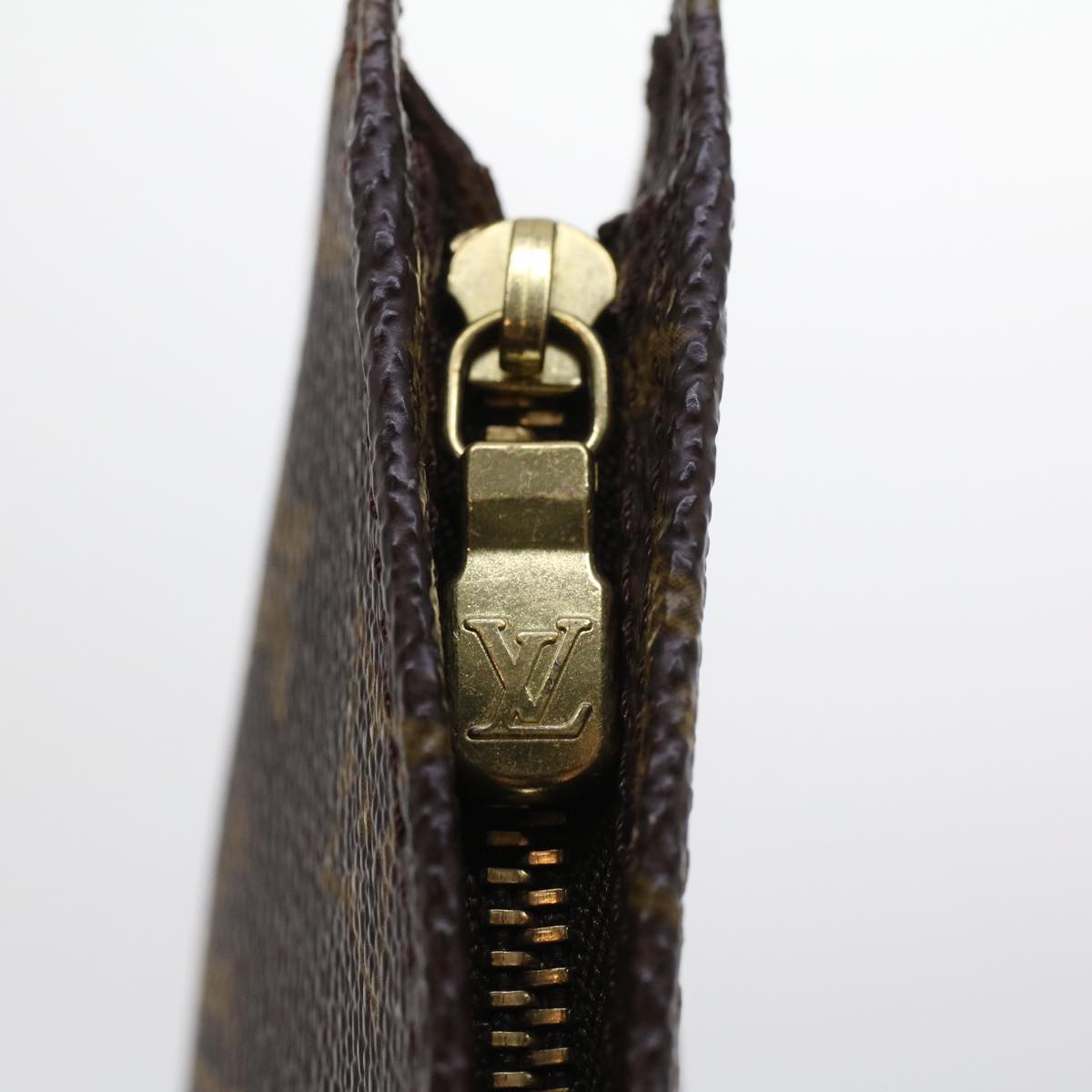 LOUIS VUITTON Monogram Bucket PM Pouch Accessory Pouch LV 44831