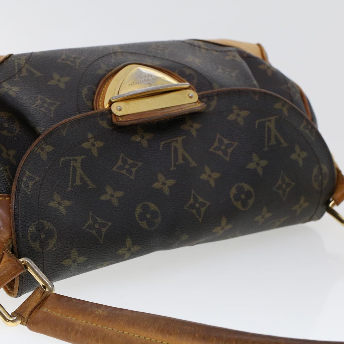 LOUIS VUITTON Monogram Beverly MM Shoulder Bag M40121 LV 44842
