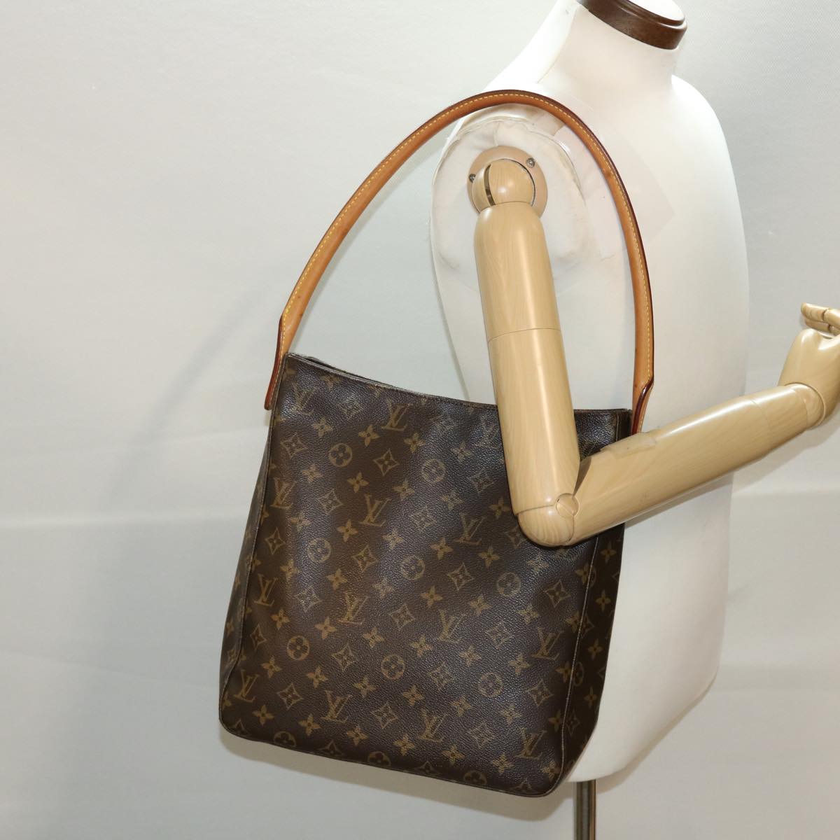 LOUIS VUITTON Monogram Looping GM Shoulder Bag M51145 LV 44844