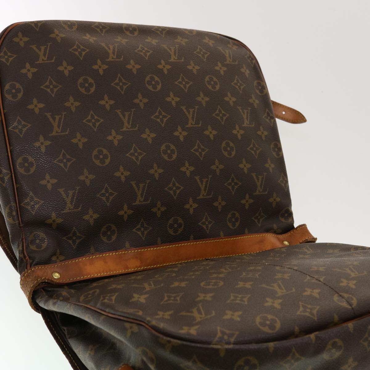 LOUIS VUITTON Monogram Saumur 35 Shoulder Bag M42254 LV 44846