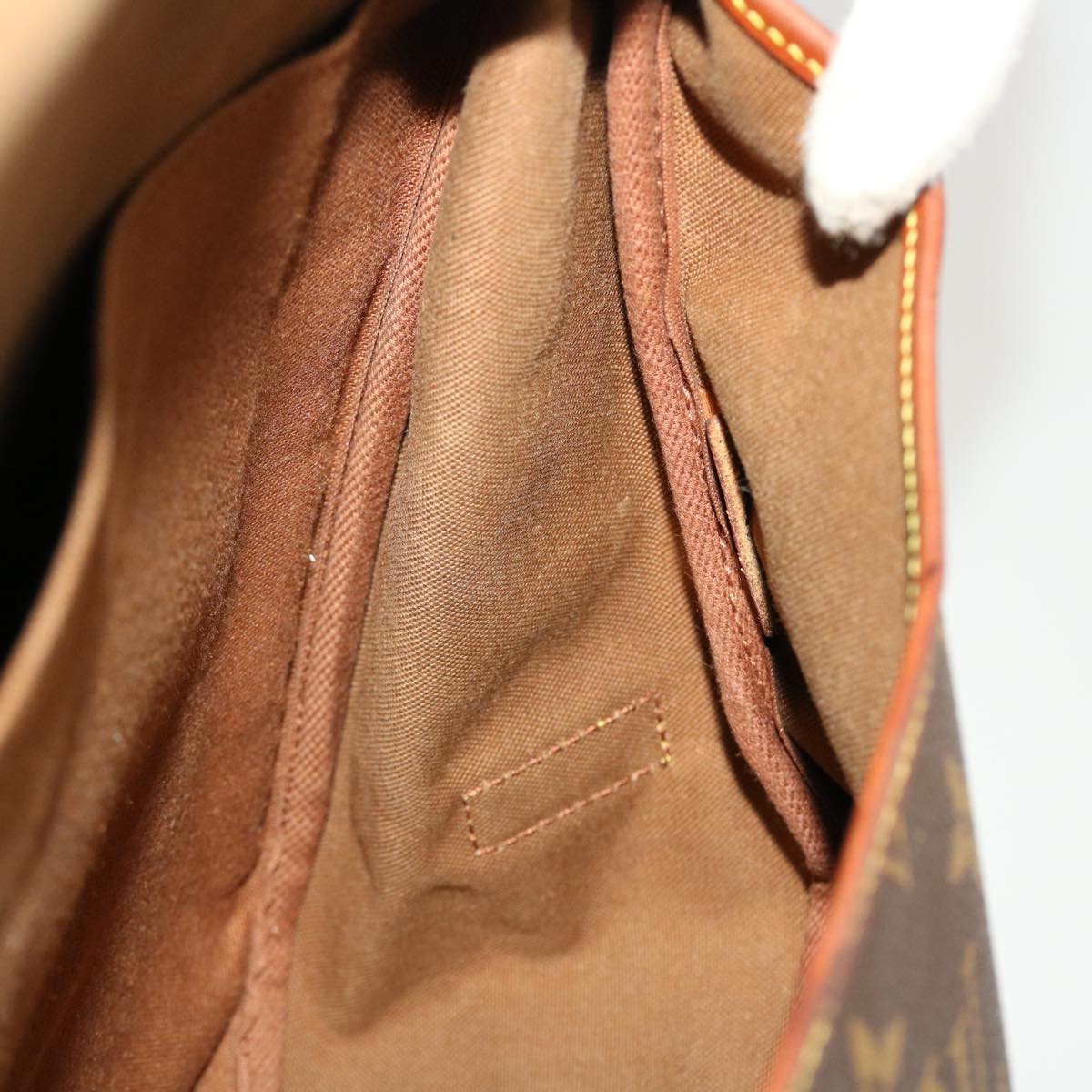 LOUIS VUITTON Monogram Saumur 35 Shoulder Bag M42254 LV 44846