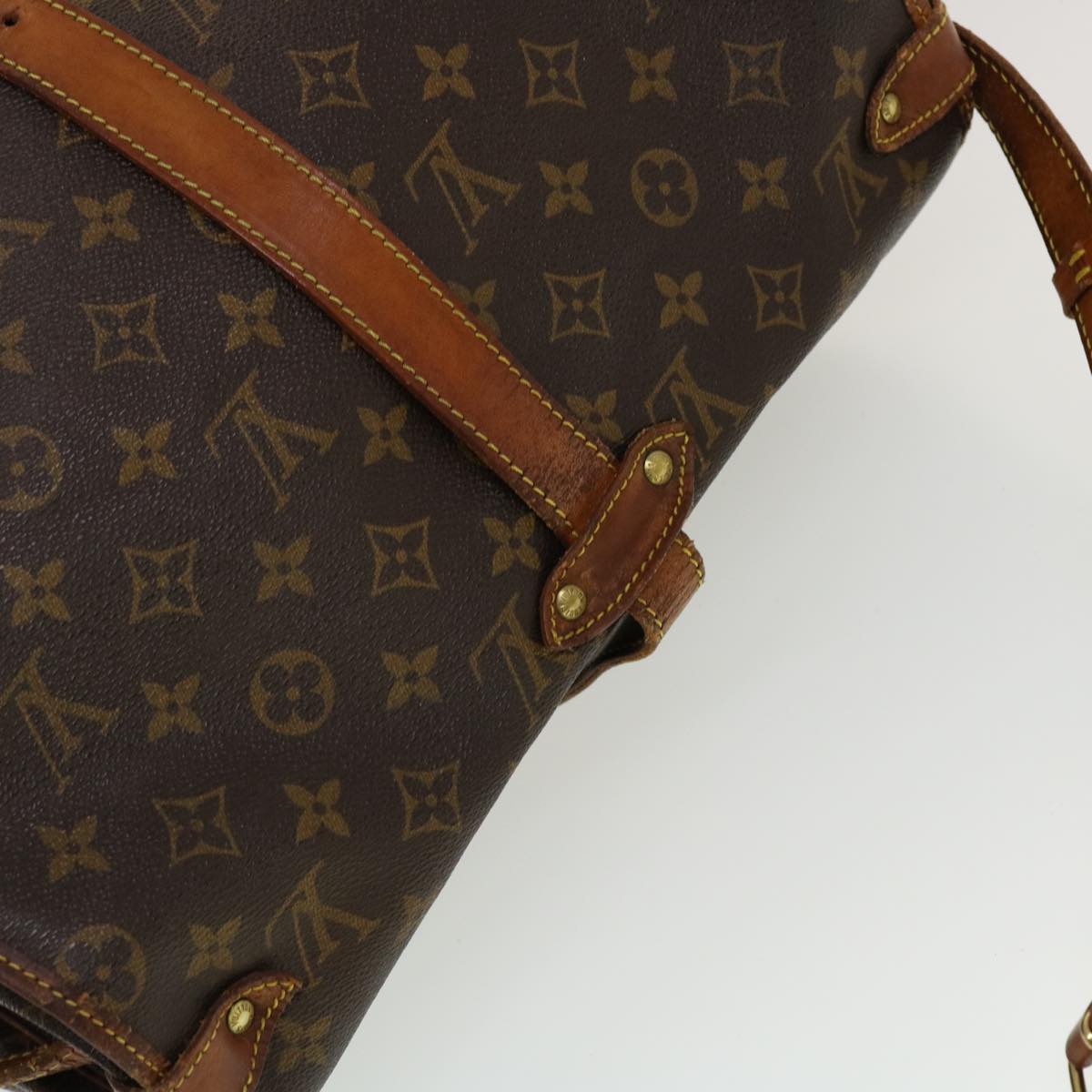 LOUIS VUITTON Monogram Saumur 35 Shoulder Bag M42254 LV 44846