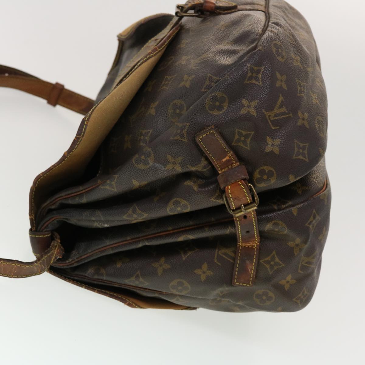 LOUIS VUITTON Monogram Saumur 35 Shoulder Bag M42254 LV 44847