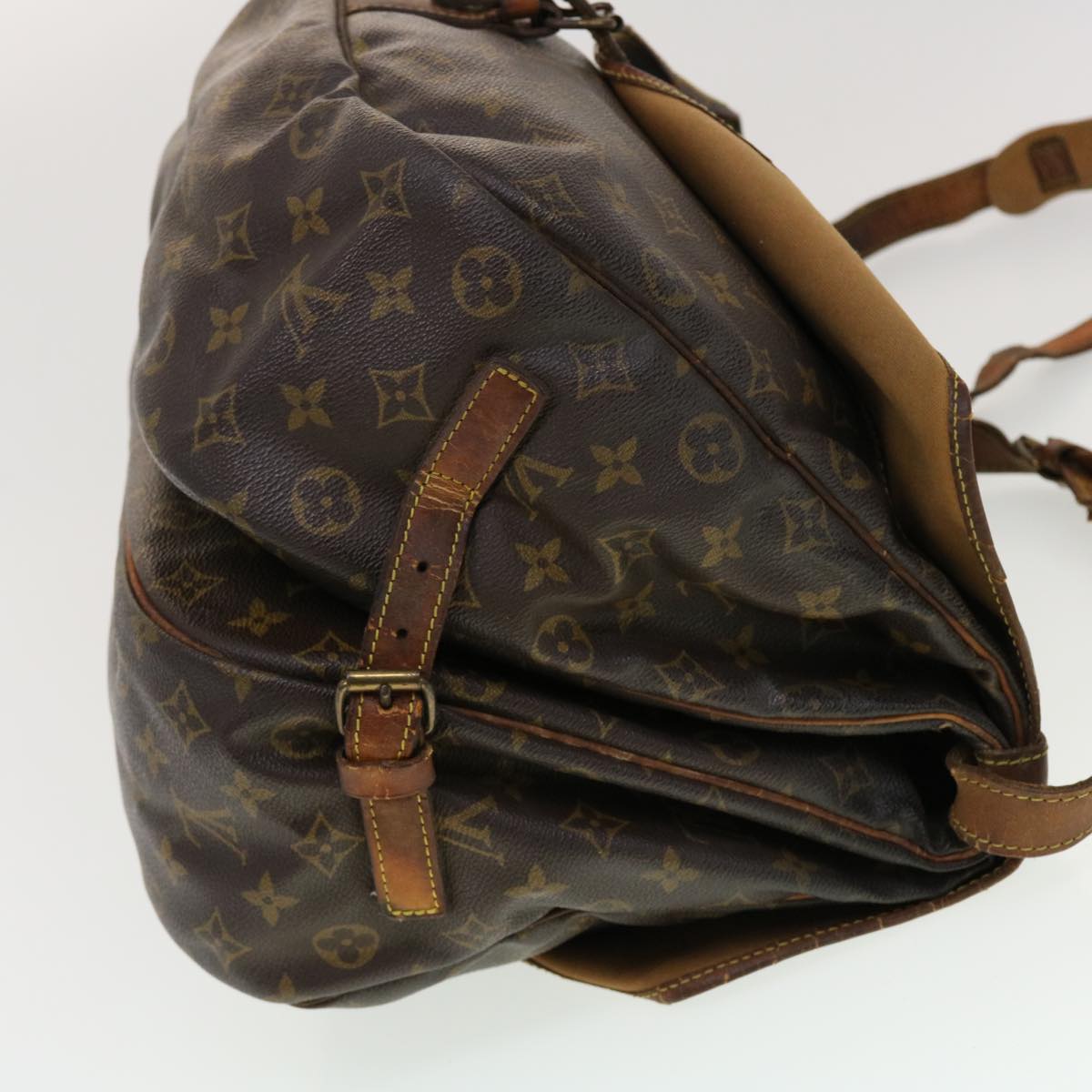 LOUIS VUITTON Monogram Saumur 35 Shoulder Bag M42254 LV 44847