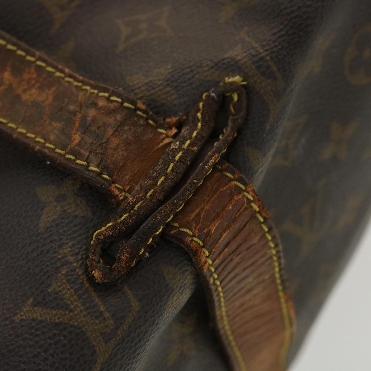 LOUIS VUITTON Monogram Saumur 35 Shoulder Bag M42254 LV 44847