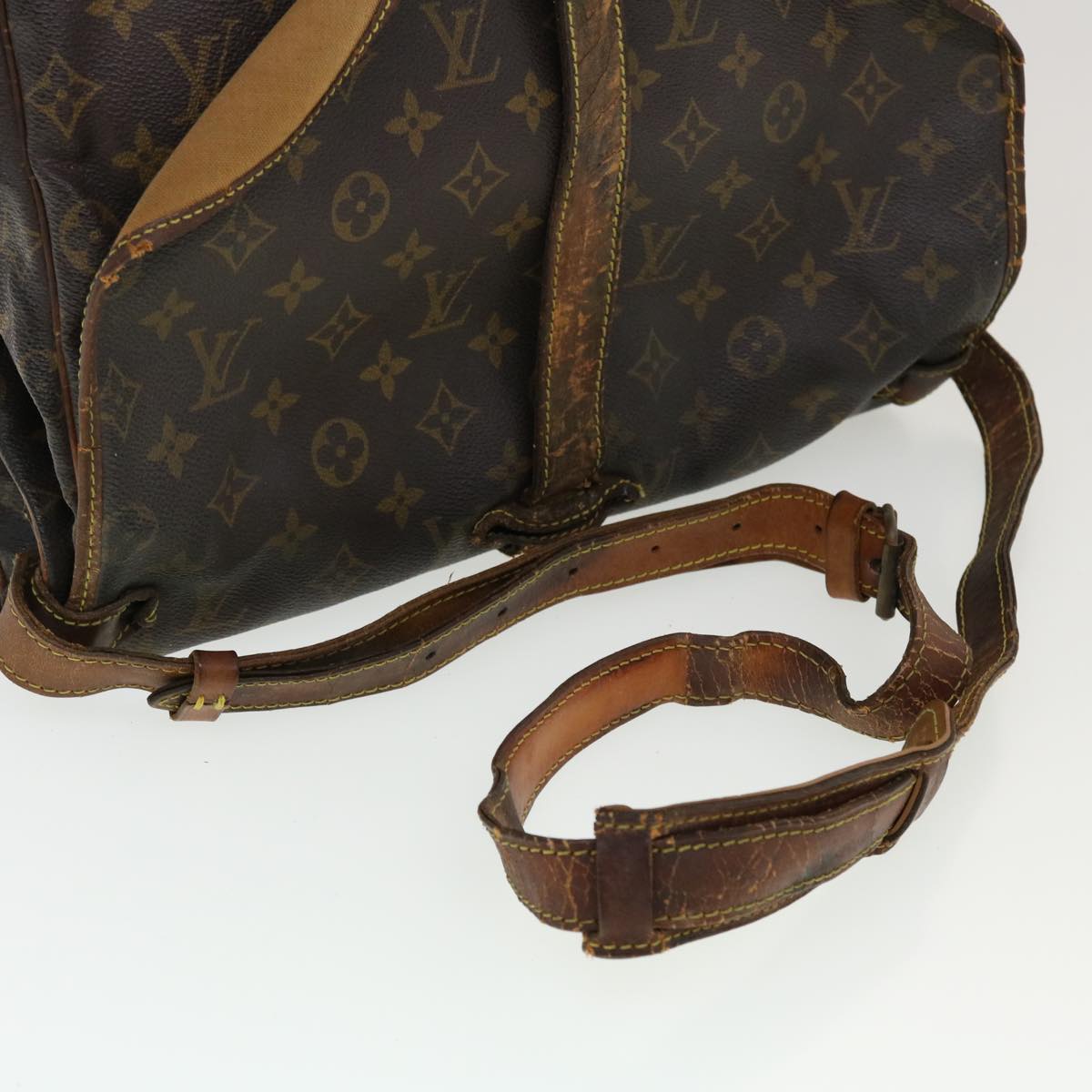 LOUIS VUITTON Monogram Saumur 35 Shoulder Bag M42254 LV 44847