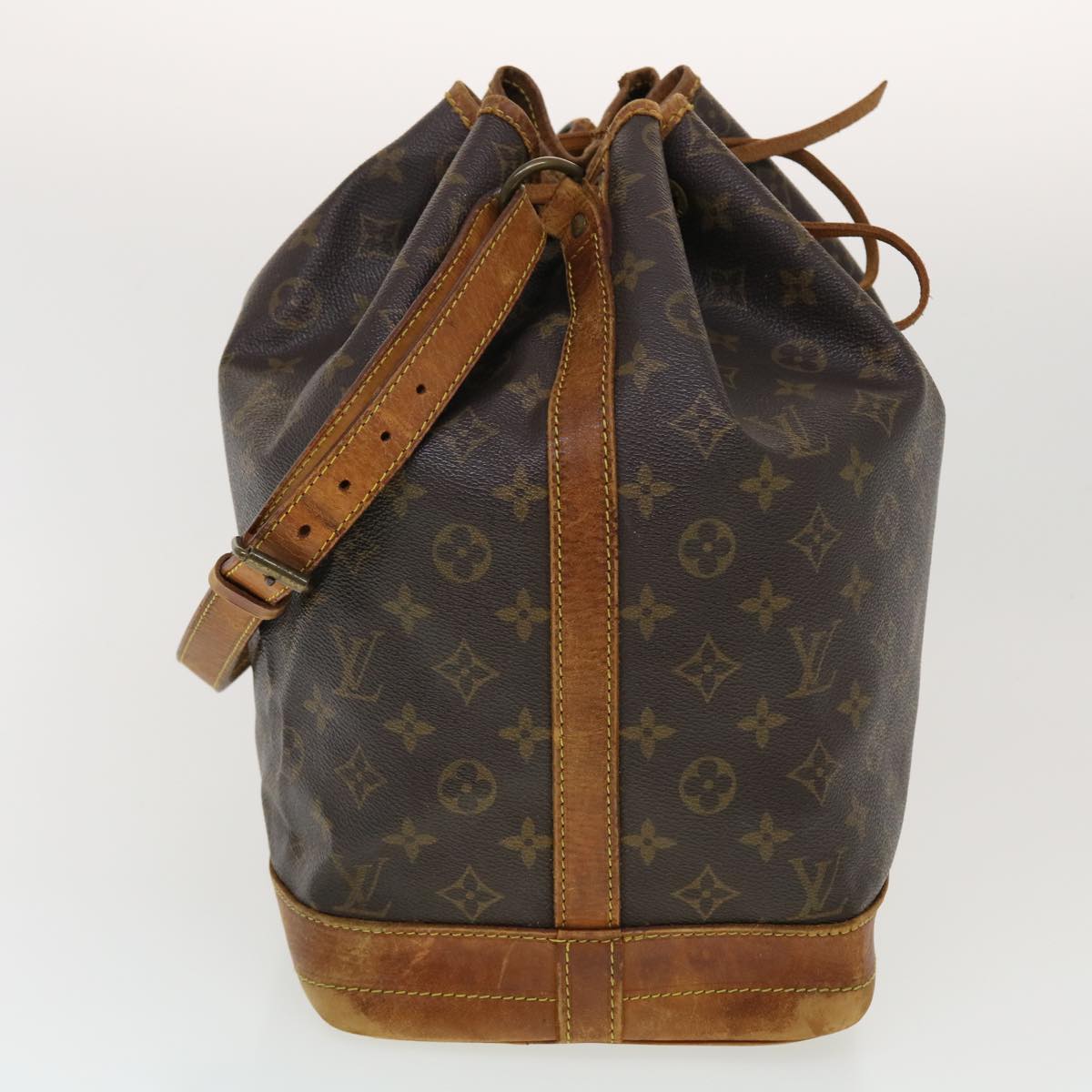 LOUIS VUITTON Monogram Noe Shoulder Bag M42224 LV 44859