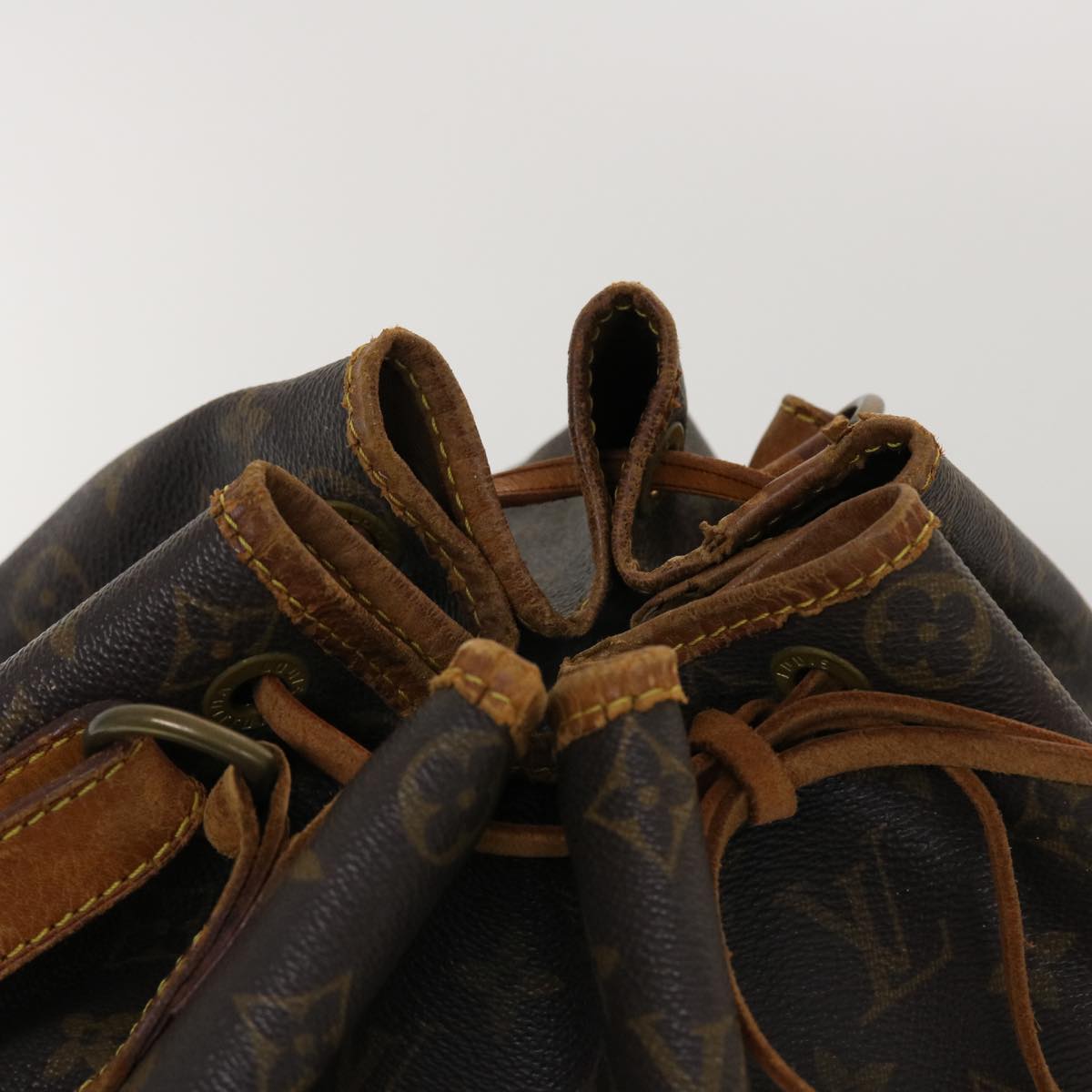LOUIS VUITTON Monogram Noe Shoulder Bag M42224 LV 44859