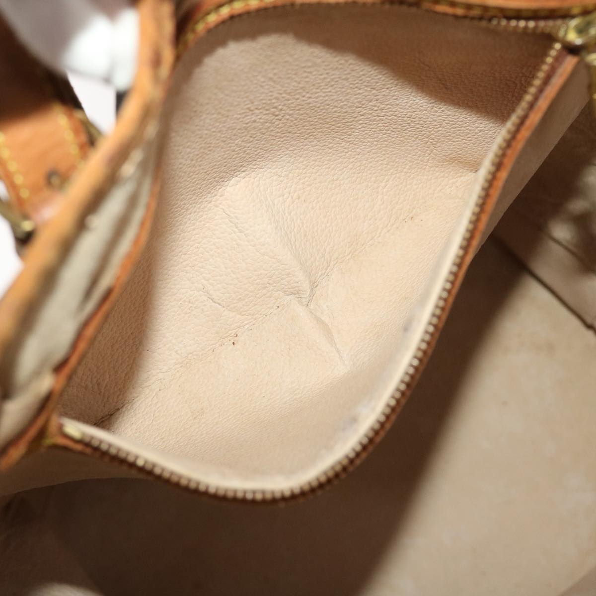 LOUIS VUITTON Monogram Bucket GM Shoulder Bag M42236 LV 44866