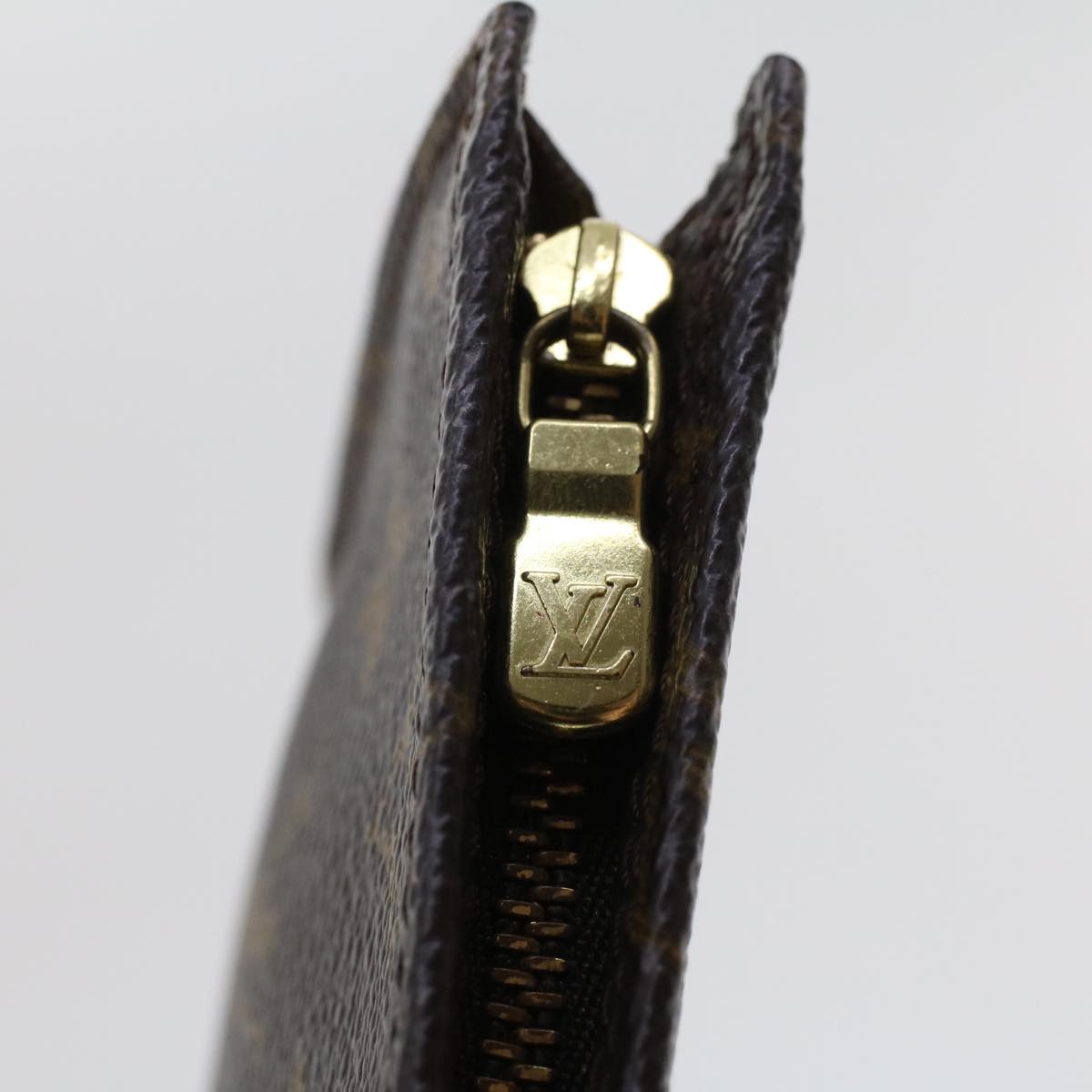 LOUIS VUITTON Monogram Bucket PM Pouch Accessory Pouch LV 44900