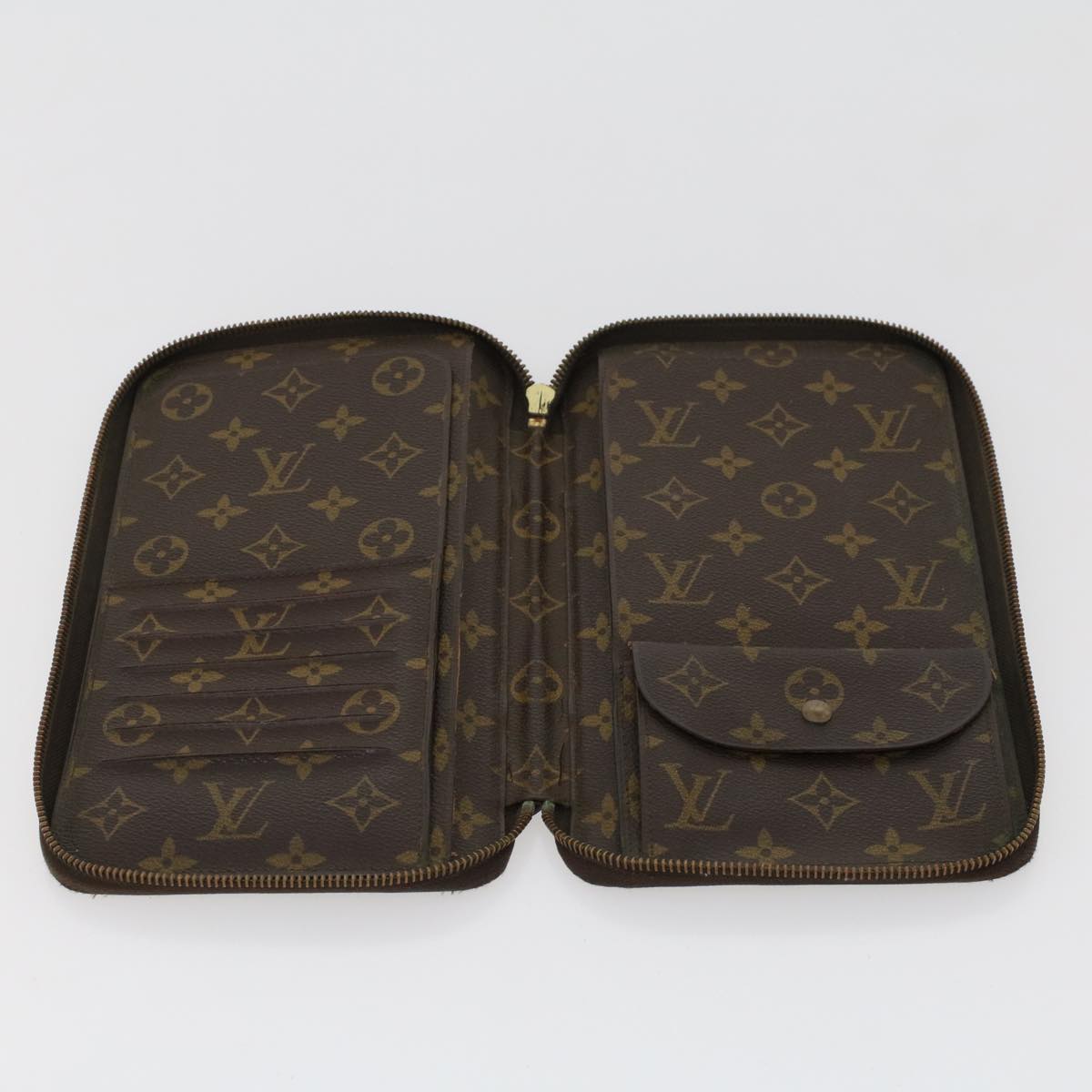 LOUIS VUITTON Monogram Poche Escapade Travel Case M60113 LV 44902