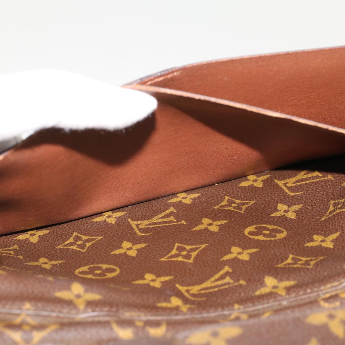 LOUIS VUITTON Monogram Poche Escapade Travel Case M60113 LV 44902