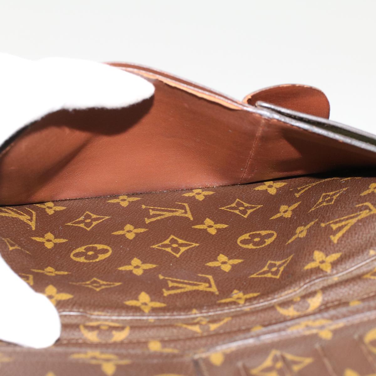 LOUIS VUITTON Monogram Poche Escapade Travel Case M60113 LV 44902