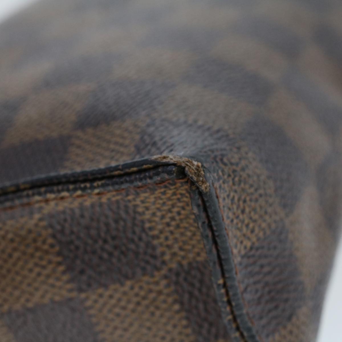 LOUIS VUITTON Damier Ebene Poche Toilette 26 Pouch N47543 LV 44916