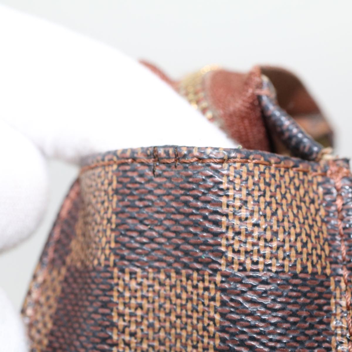 LOUIS VUITTON Damier Ebene Poche Toilette 26 Pouch N47543 LV 44916