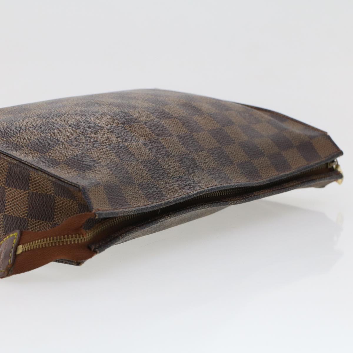 LOUIS VUITTON Damier Ebene Poche Toilette 26 Pouch N47543 LV 44916