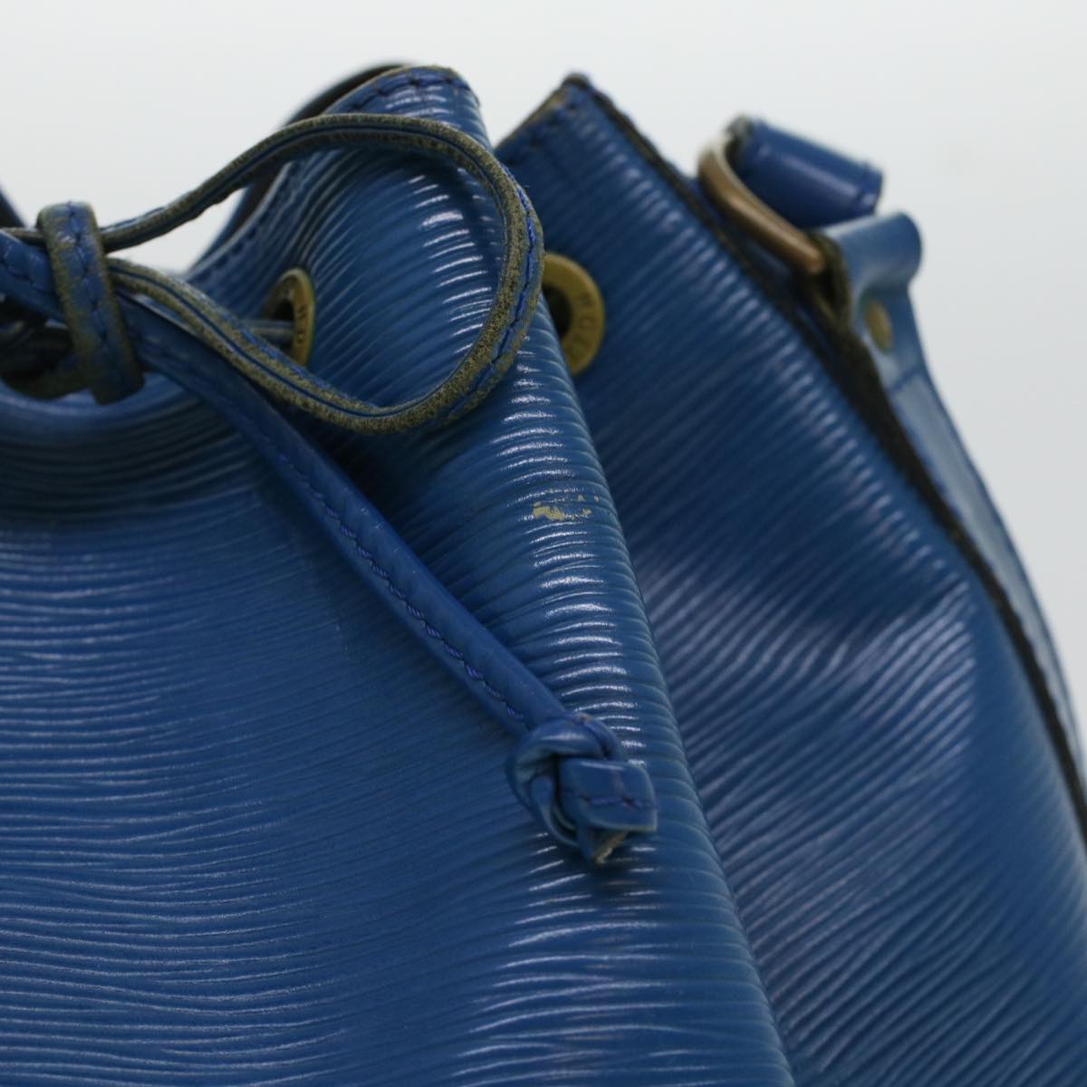 LOUIS VUITTON Epi Petit Noe Shoulder Bag Blue M44105 LV 44931