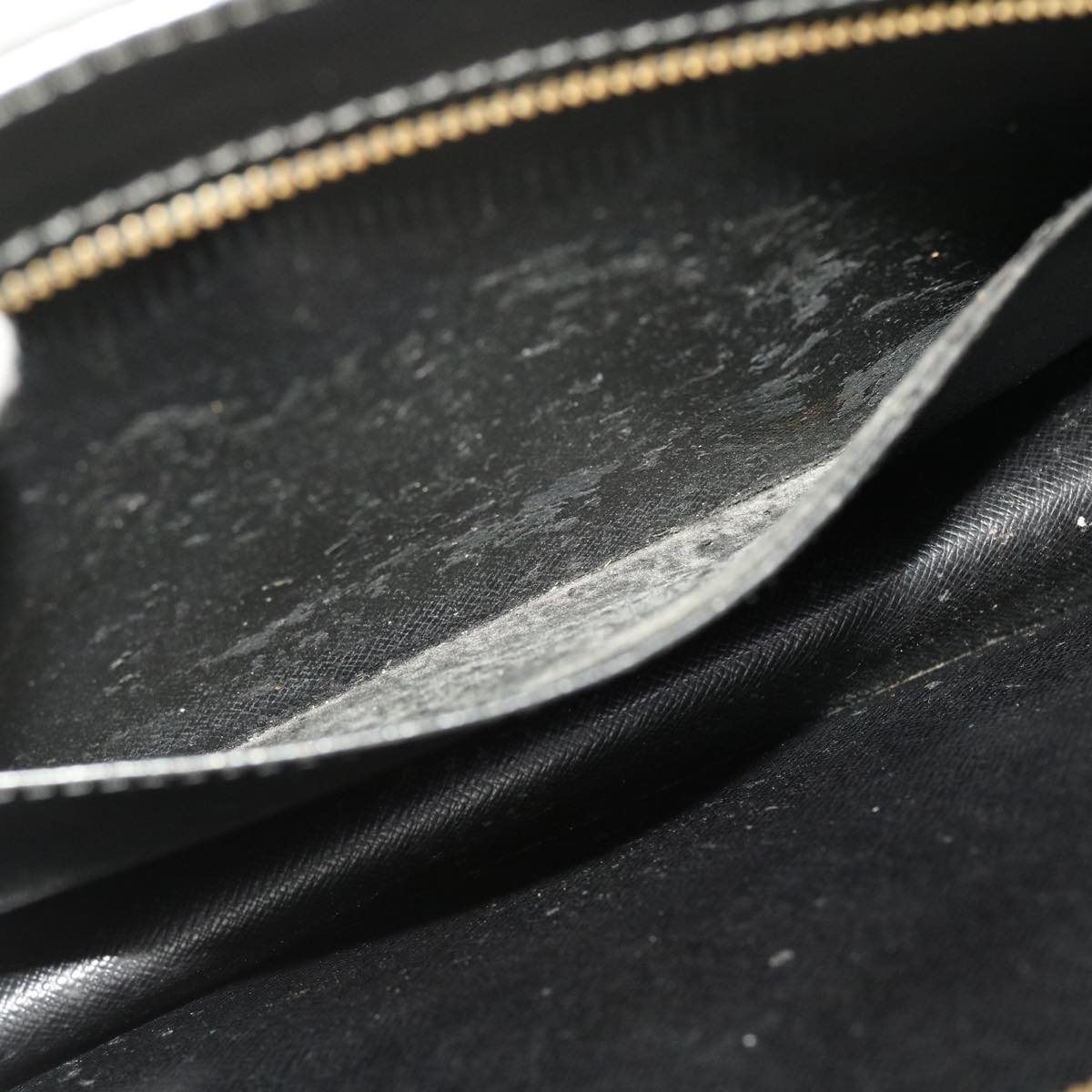 LOUIS VUITTON Epi Pochette Homme Clutch Bag Black M52522 LV 44943