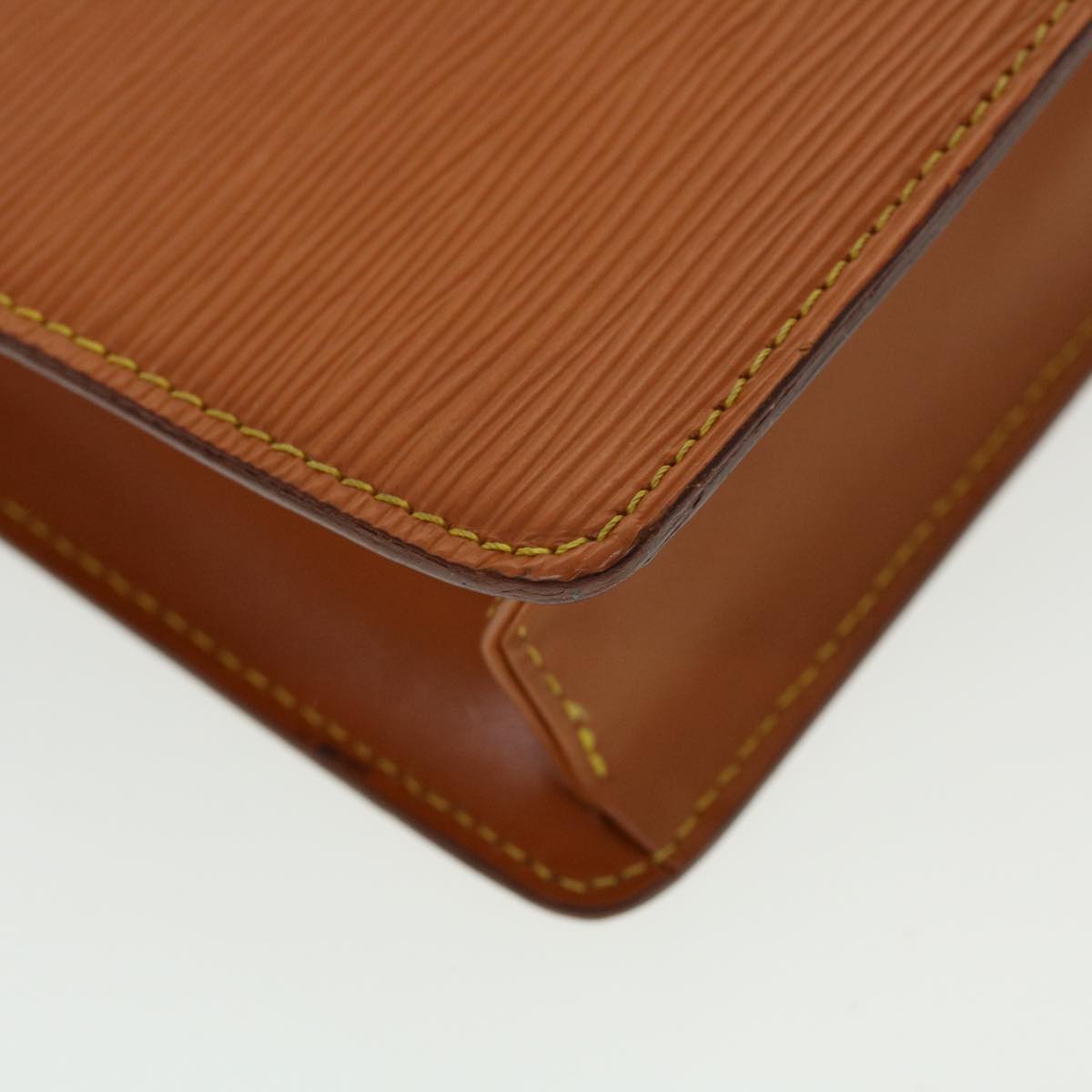LOUIS VUITTON Epi Pochette Homme Clutch Bag Brown M52528 LV 44944