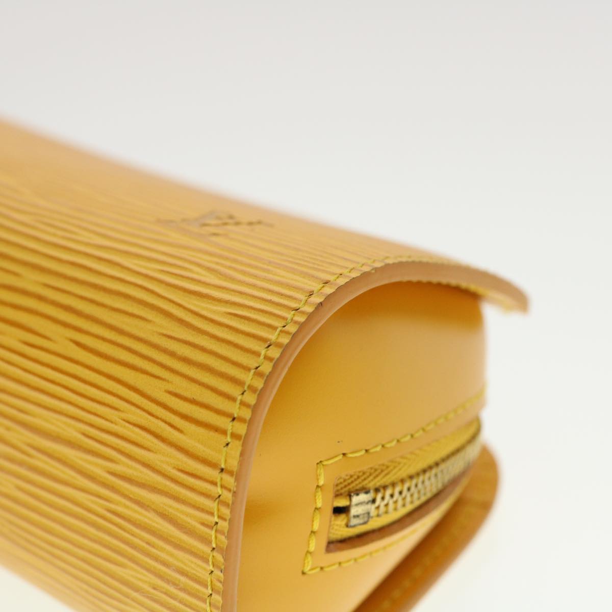 LOUIS VUITTON Epi Dauphine PM Pouch Yellow M48449 LV 44949