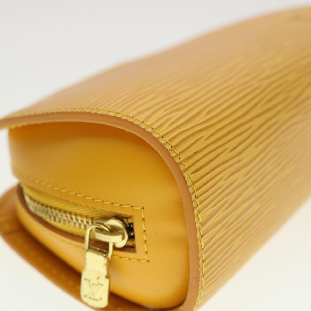 LOUIS VUITTON Epi Dauphine PM Pouch Yellow M48449 LV 44949