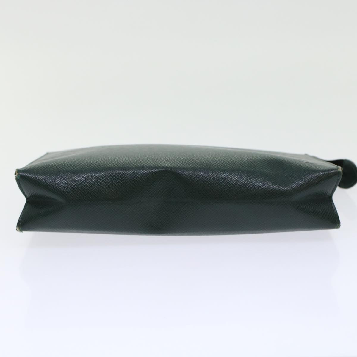 LOUIS VUITTON Taiga Poche Toilette 26 Pouch Epicea LV 44967