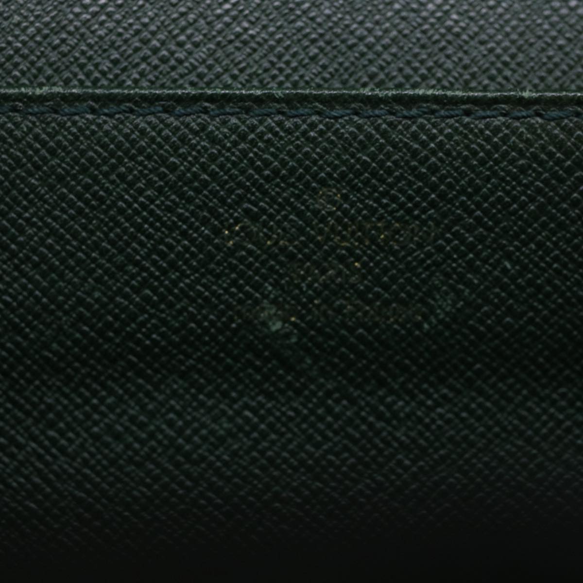 LOUIS VUITTON Taiga Serviette Moskova Business Bag Epicea M30034 LV 45001