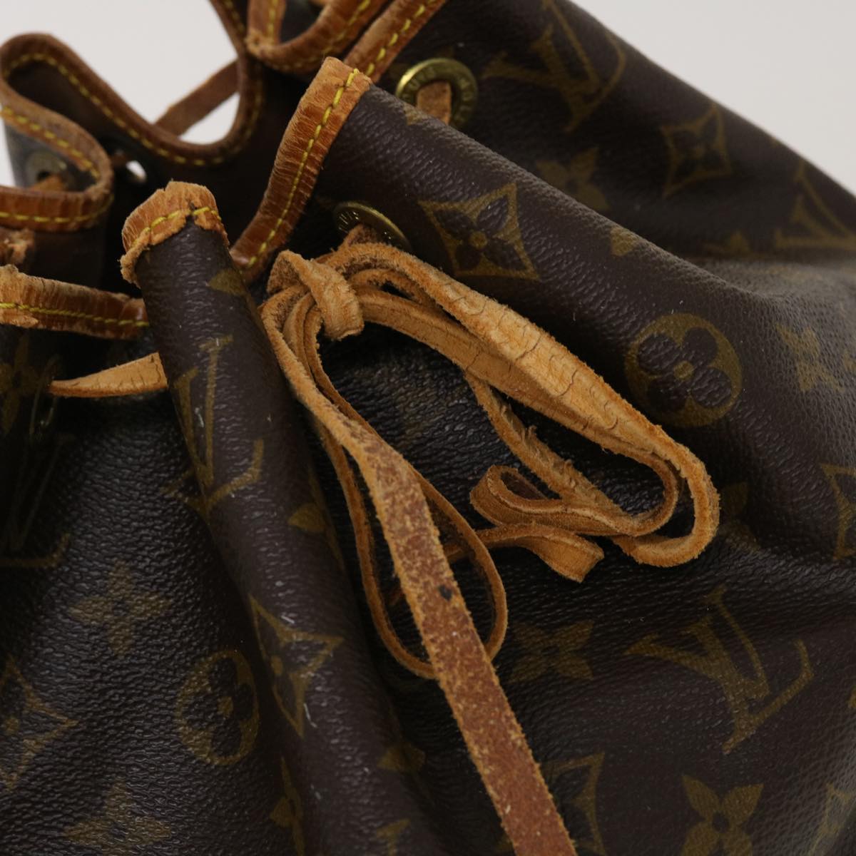 LOUIS VUITTON Monogram Petit Noe Shoulder Bag M42226 LV 45002