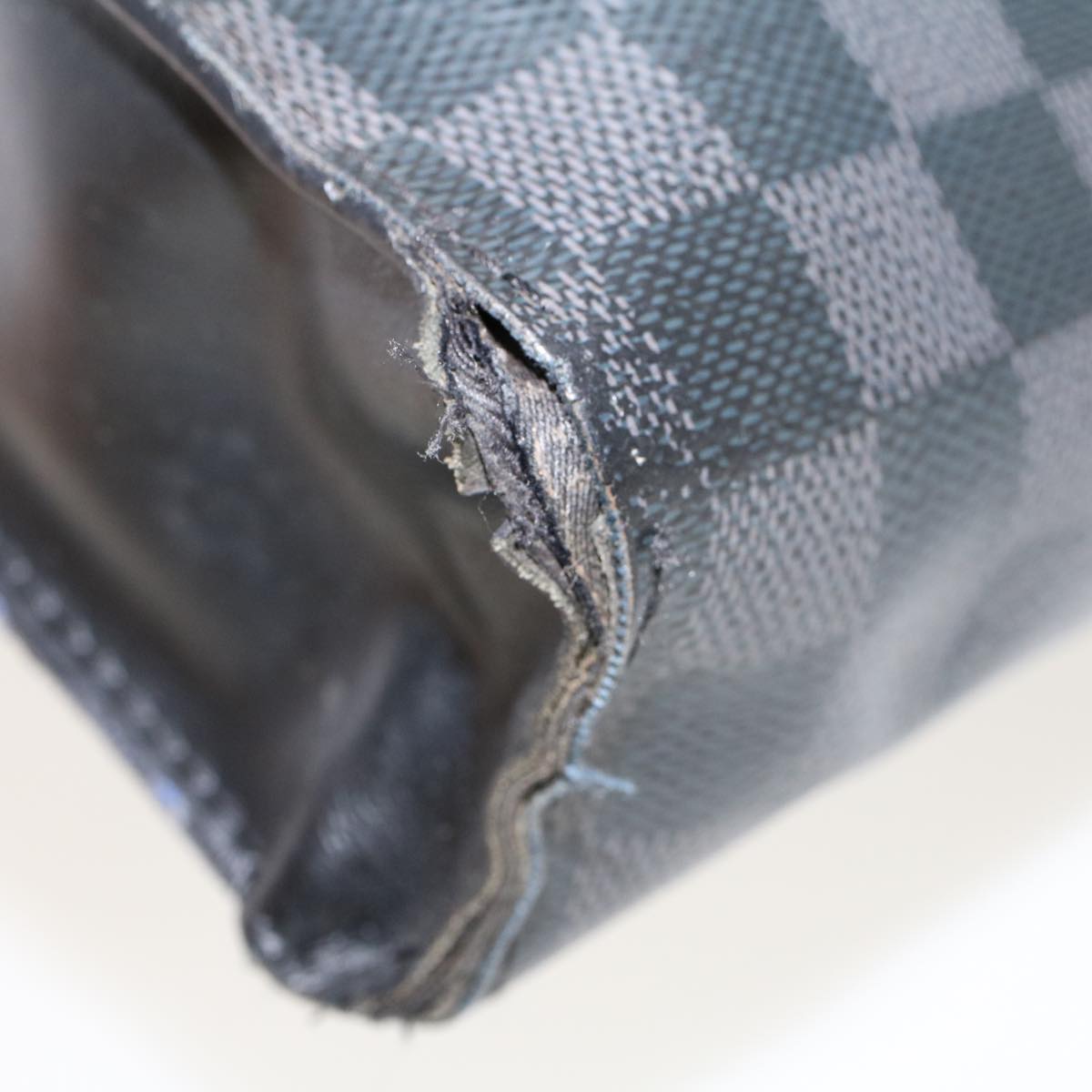 LOUIS VUITTON Damier Graphite Pochette Voyager MM Clutch Bag N41696 45025
