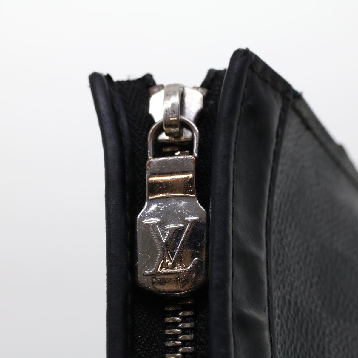 LOUIS VUITTON Damier Graphite Pochette Voyager MM Clutch Bag N41696 45025