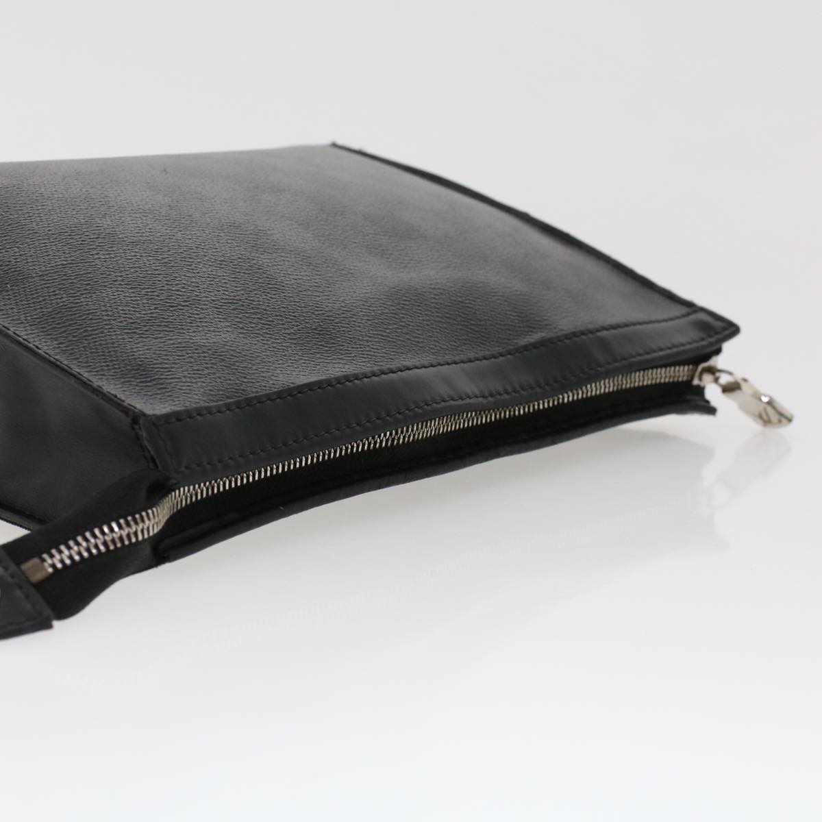 LOUIS VUITTON Damier Graphite Pochette Voyager MM Clutch Bag N41696 45025