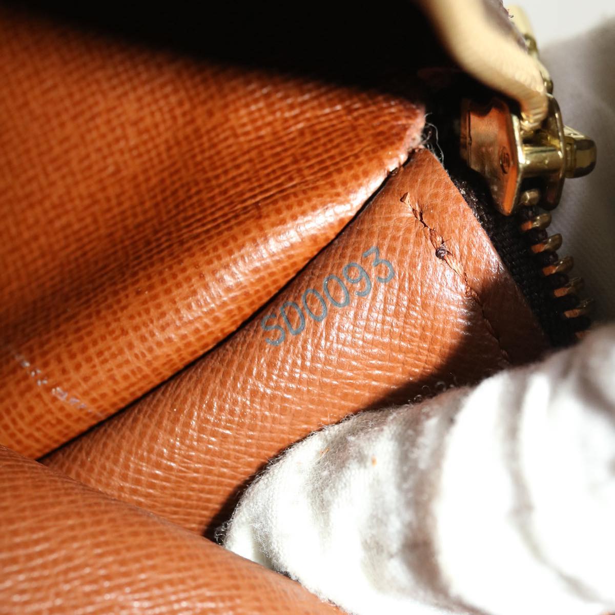 LOUIS VUITTON Monogram Papillon 30 Hand Bag M51385 LV 45041