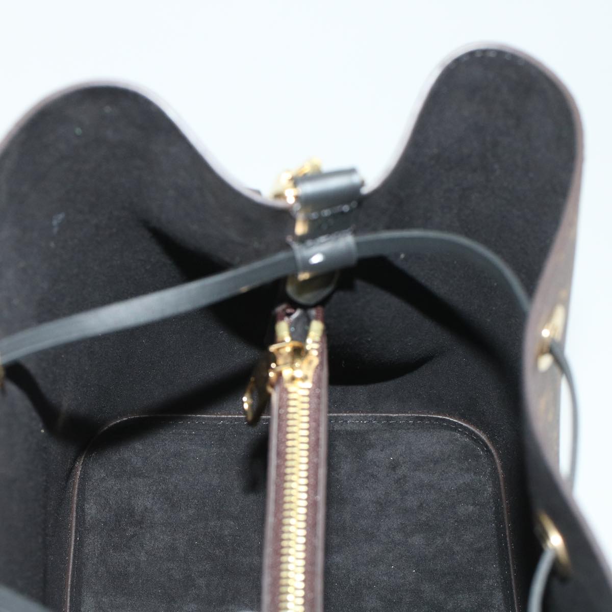 LOUIS VUITTON Monogram Neo Noe Shoulder Bag M44020 LV 45048A
