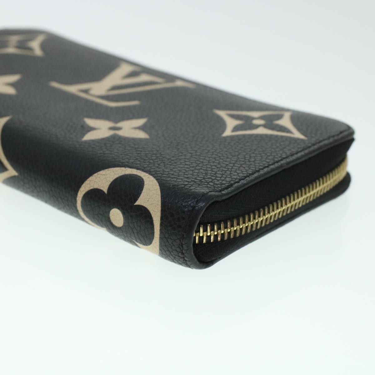 LOUIS VUITTON Monogram Empreinte Zippy Wallet Black Beige M80481 LV 45062