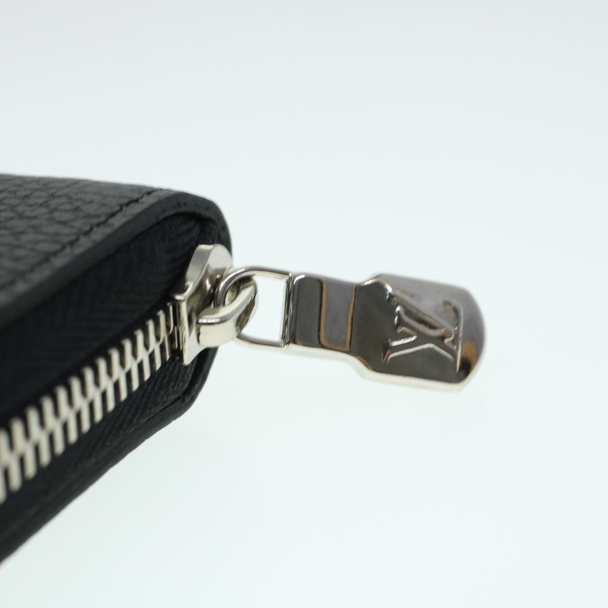 LOUIS VUITTON Zippy Wallet Vertical Taurillon Leather Black M58804 45066A