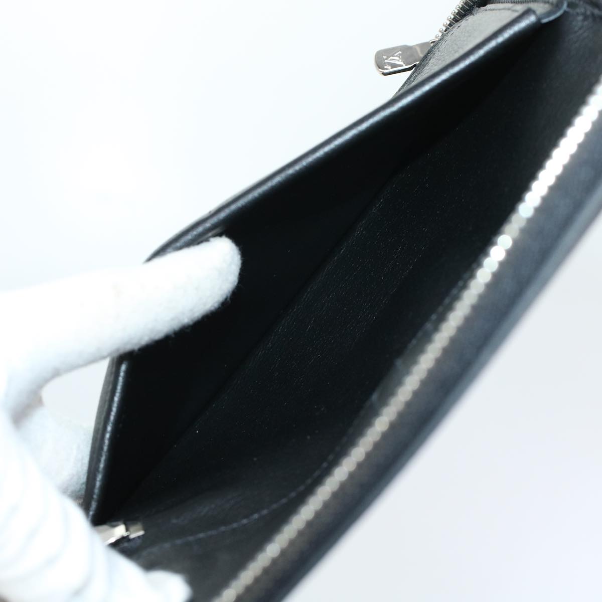 LOUIS VUITTON Zippy Wallet Vertical Taurillon Leather Black M58804 45066A