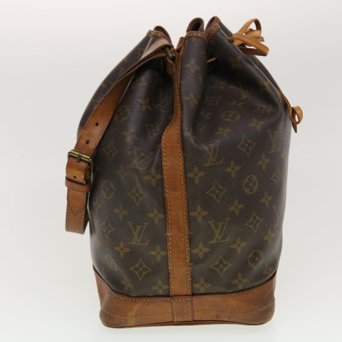 LOUIS VUITTON Monogram Noe Shoulder Bag M42224 LV 45070