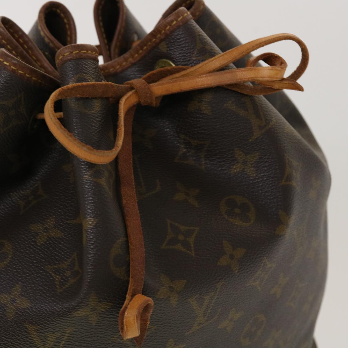 LOUIS VUITTON Monogram Noe Shoulder Bag M42224 LV 45070