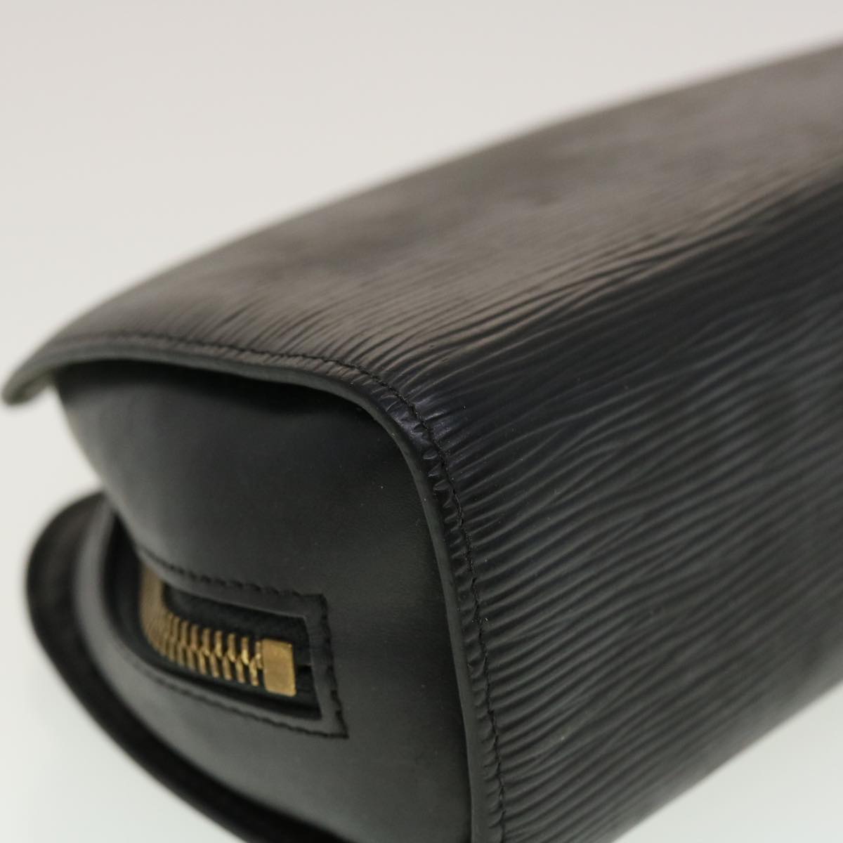 LOUIS VUITTON Epi Dauphine GM Pouch Black M48432 LV 45072