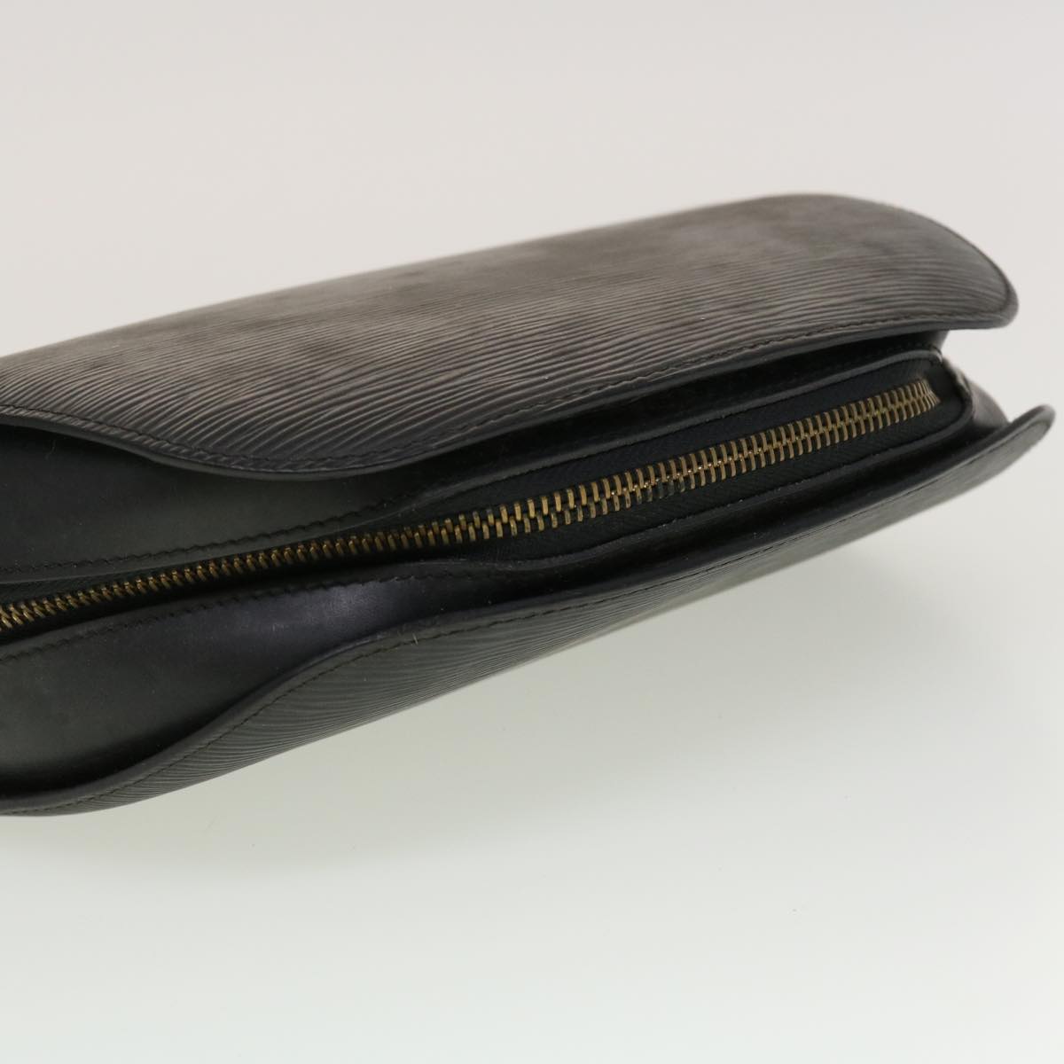 LOUIS VUITTON Epi Dauphine GM Pouch Black M48432 LV 45072