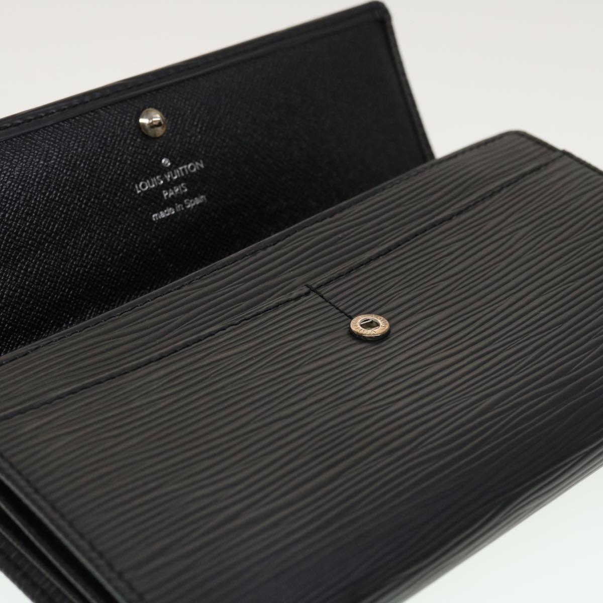LOUIS VUITTON Epi Portefeuille Sarah Long Wallet Black M63742 LV 45082