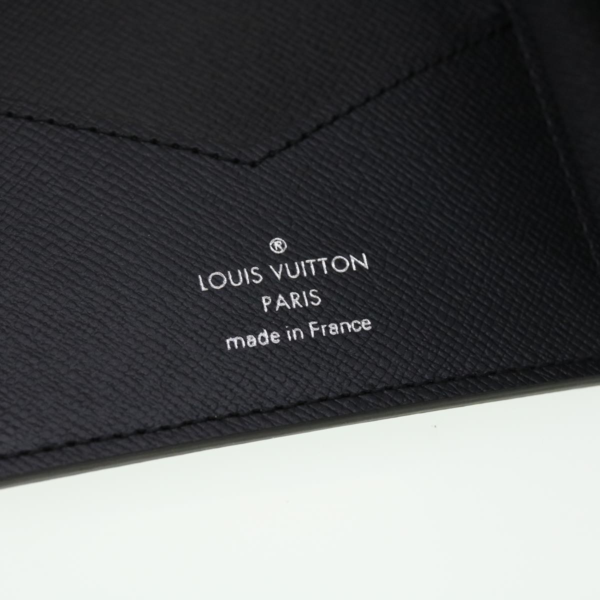 LOUIS VUITTON Eclipse Couverture Passpole NM Passport Case M64501 LV 45095A